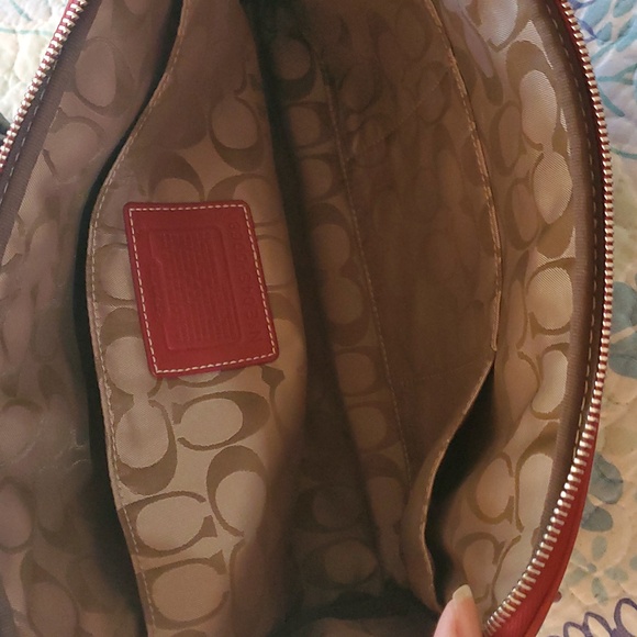 Vintage Coach Red Leather Toiletry Bag - Picture 4 of 4